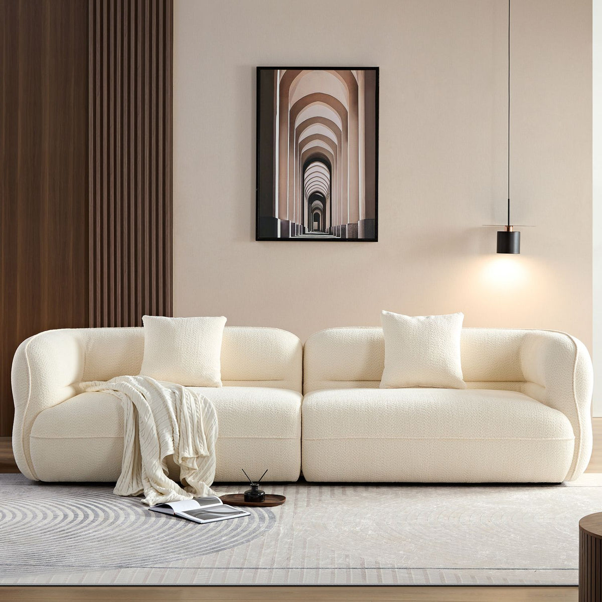 557860161