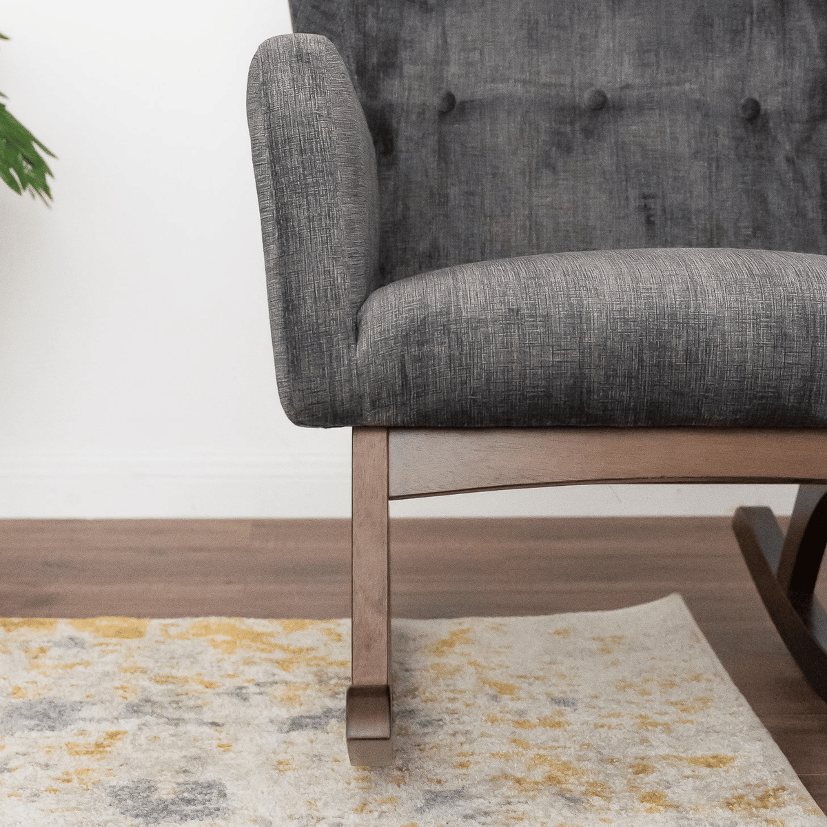 569151801