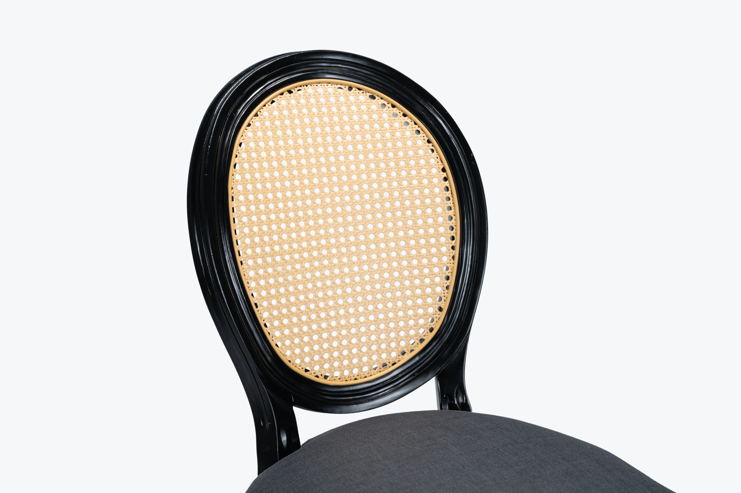 554907841